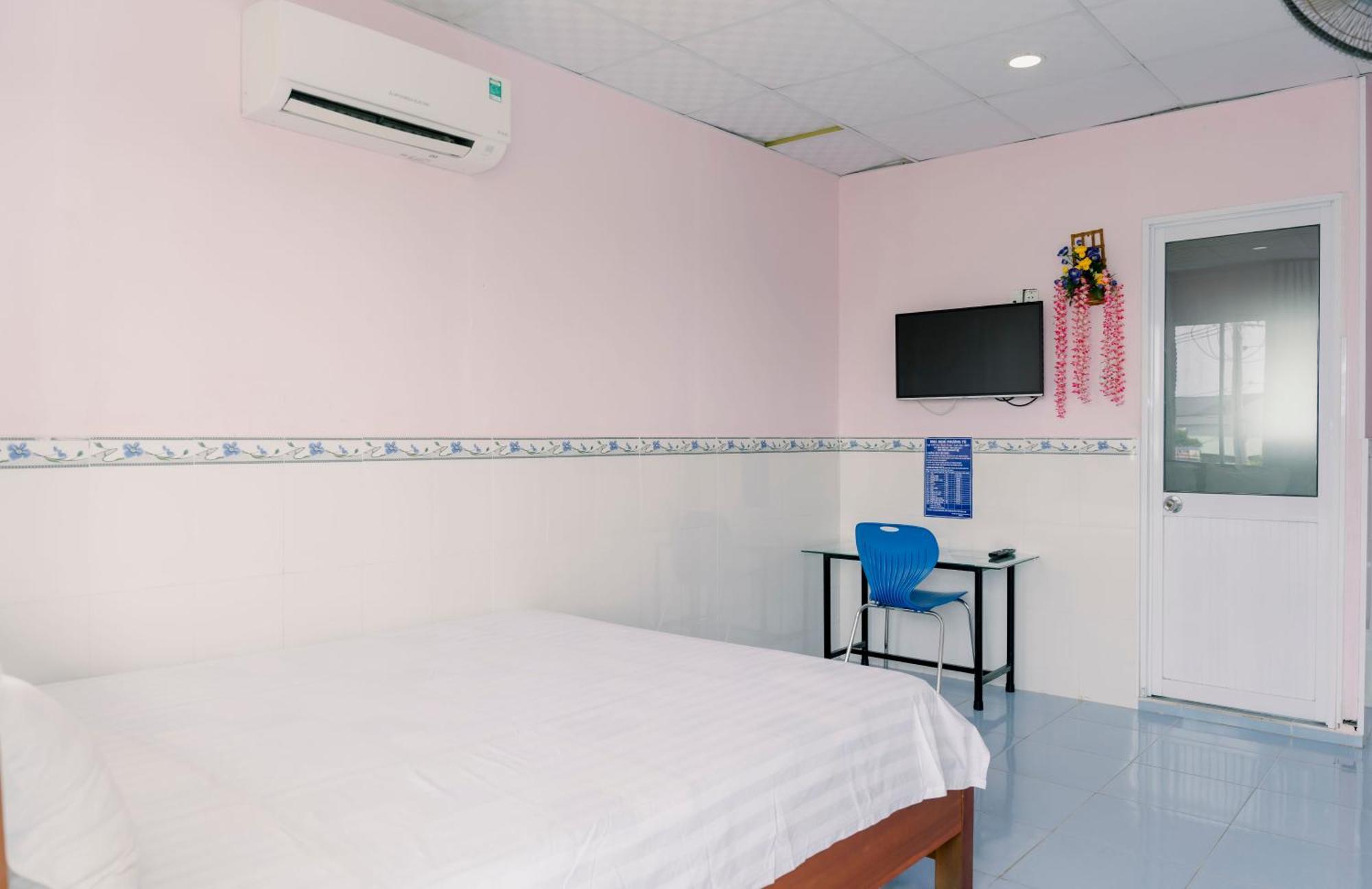 Phuong Tu Hostel Xuyên Mộc Esterno foto