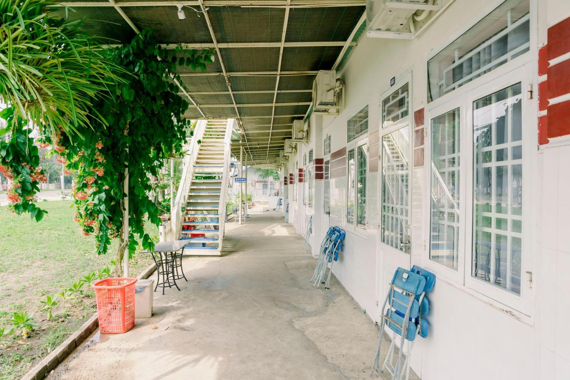 Phuong Tu Hostel Xuyên Mộc Esterno foto